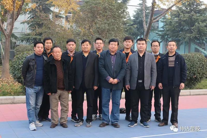 熱烈歡迎河南省塑料協(xié)會段同生會長一行蒞臨仲達塑膠考察指導工作！