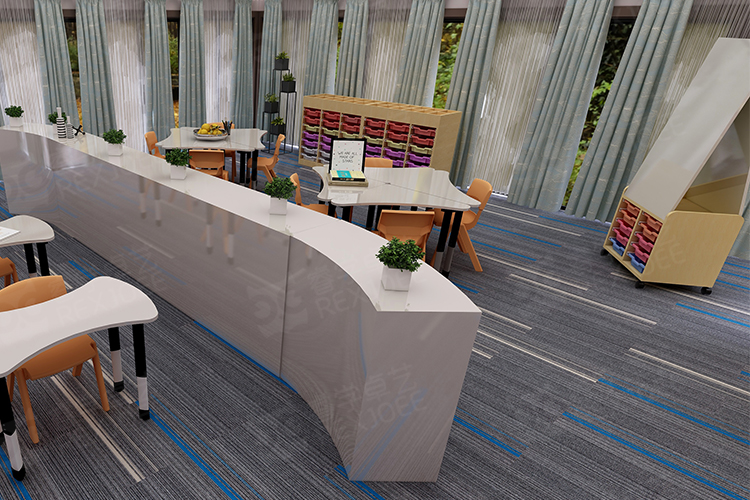 這樣的儲物柜，用在創(chuàng)客教室再合適不過了