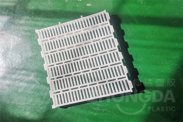 仲達(dá)塑膠漏縫板材質(zhì)規(guī)格有哪些？